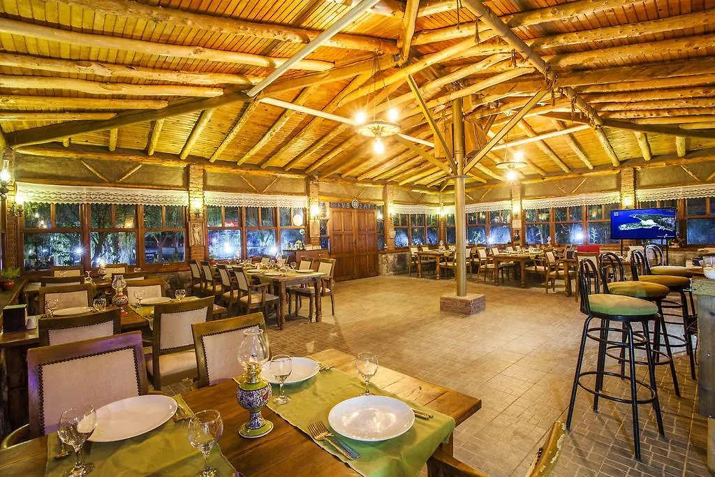 Otantik Tas Ev Bed & Breakfast Dalaman 3*,